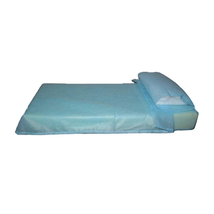 Nonwoven bed sheet